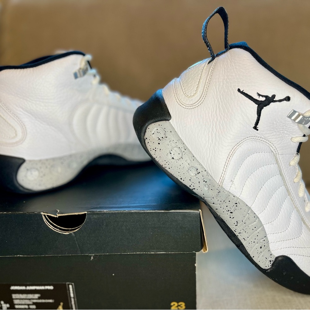 Jordan Jumpman Pro White/Black-Wolf Grey Sneakers Size 9